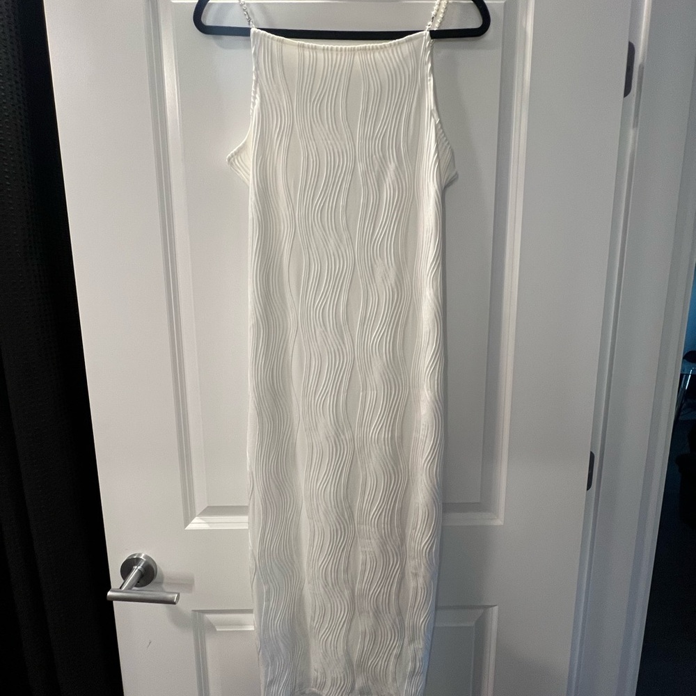 Rihoas White Sleeveless Dress